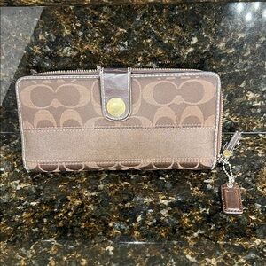 Coach Tan and Brown Signature Wallet